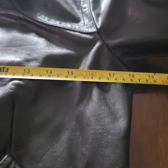 Weekend Max Mara black leather jacket Women's sz.8 - Picture 13 of 16